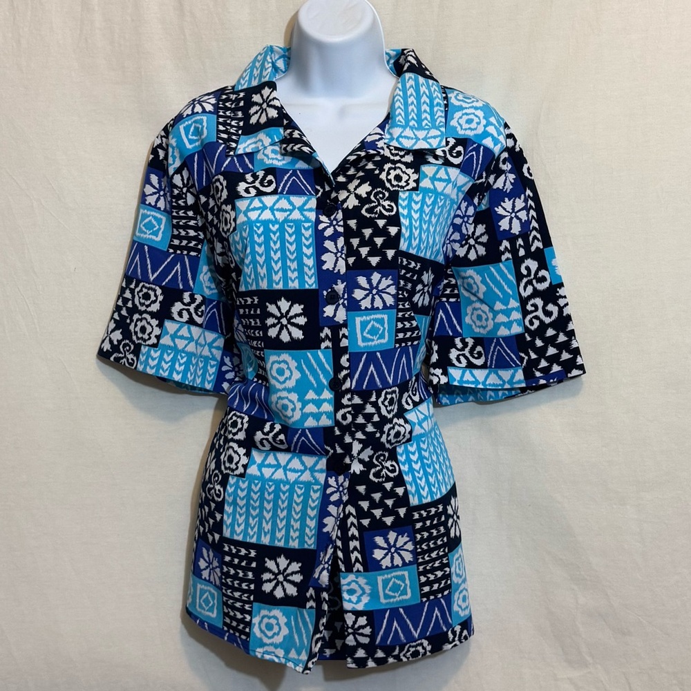 H-153 Leslie Fay PLUS SIZE 18W Blue Black & White Short Sleeve Blouse